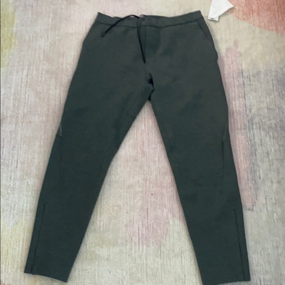 Lululemon refract jogger